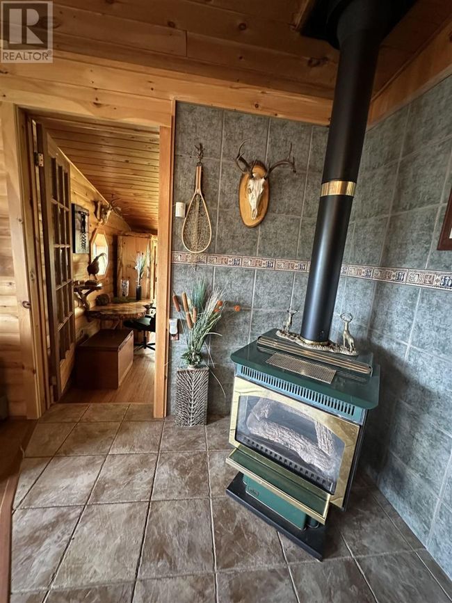 1943 V Line Rd, Home with 2 bedrooms, 1 bathrooms and null parking in Richards Landing ON | Image 23