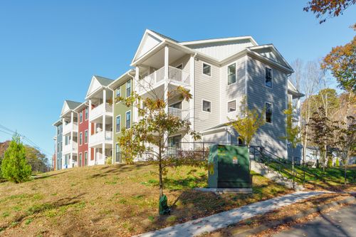 unit-307-401 Albany Tpke, Canton, CT, 06019-2574 | Card Image