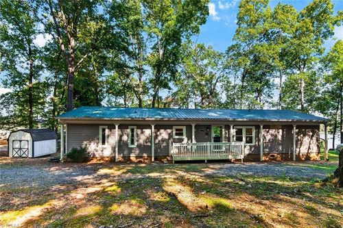 390 Lake Landing Dr, Salisbury, NC, 28146-6512 | Card Image