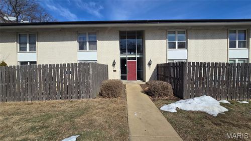 apt-3-10407 Briarbend Dr, Saint Louis, MO, 63146-5665 | Card Image