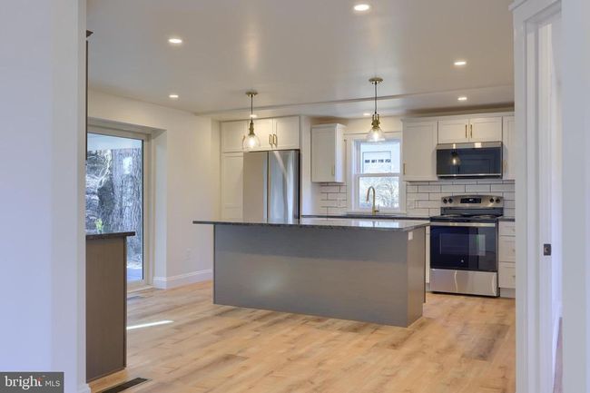 3584 New Holland Rd, House other with 4 bedrooms, 2 bathrooms and null parking in MOHNTON PA | Image 8