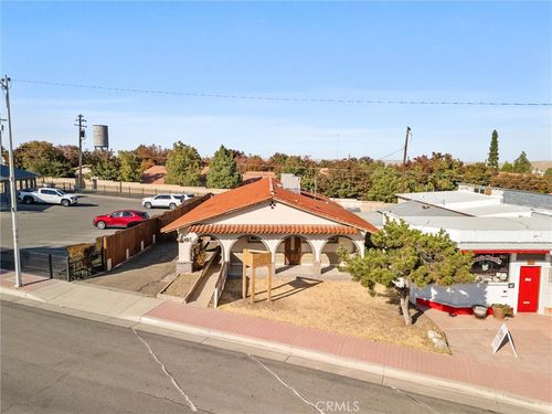 812 Center St, Taft, CA, 93268 | Card Image