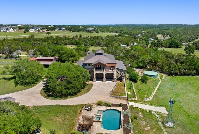 2401 W Fitzhugh Rd, House other with 3 bedrooms, 3 bathrooms and 3 parking in Dripping Springs TX | Image 37