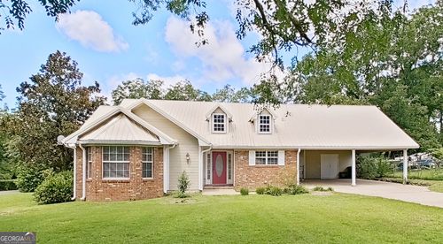 9 25th St Ne, Cairo, GA, 39828-8303 | Card Image