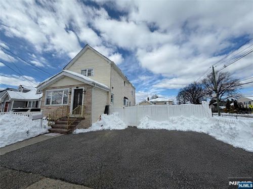 41 15th Ave, Elmwood Park, NJ, 07407-3509 | Card Image