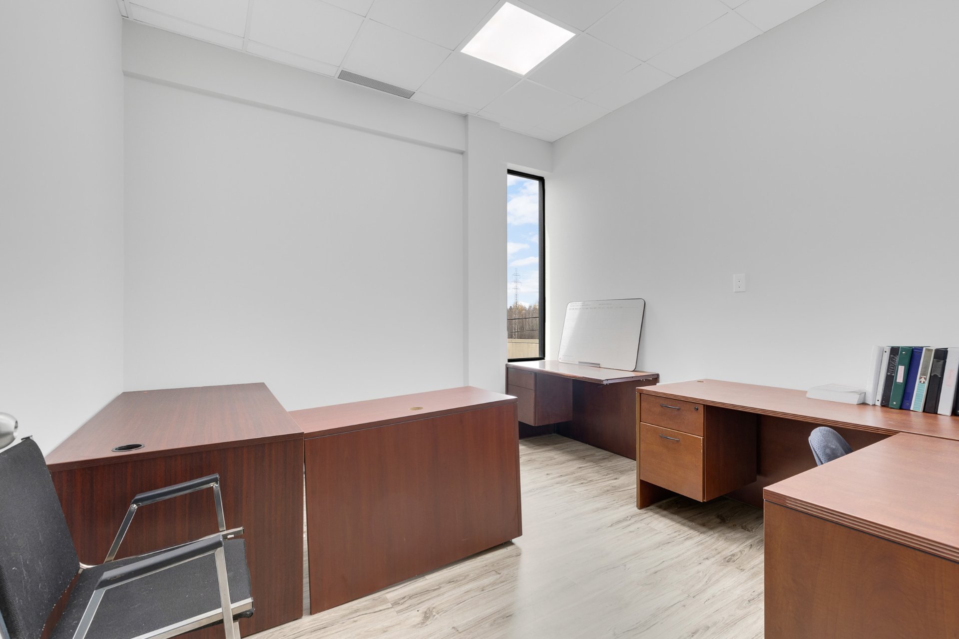 Commercial Lease in Pointe-Claire 3