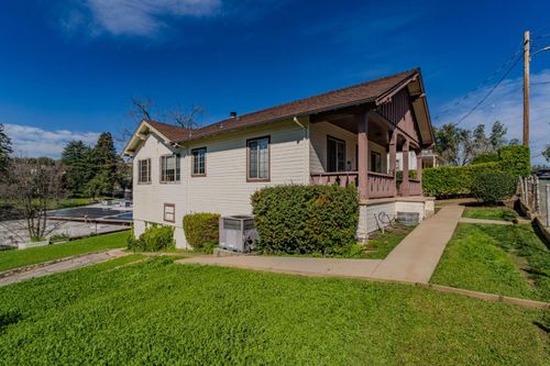 515 N Main St, Jackson, CA, 95642-2115 | Card Image