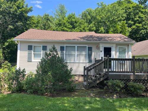 72 Vails Lake Shore Dr, Brewster, NY, 10509-1728 | Card Image