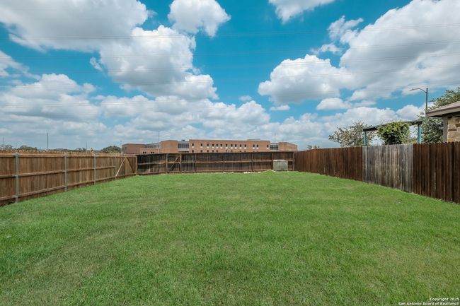 5811 Southern Knl, House other with 3 bedrooms, 3 bathrooms and null parking in San Antonio TX | Image 17