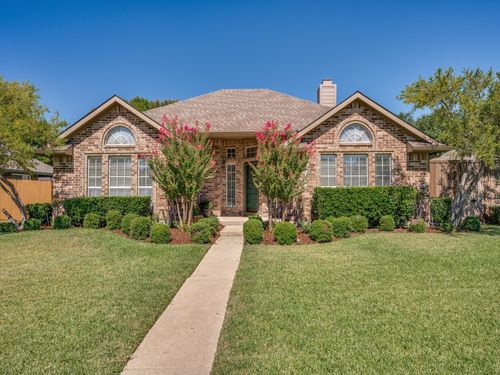 2705 Micarta Dr, Plano, TX, 75025-2436 | Card Image