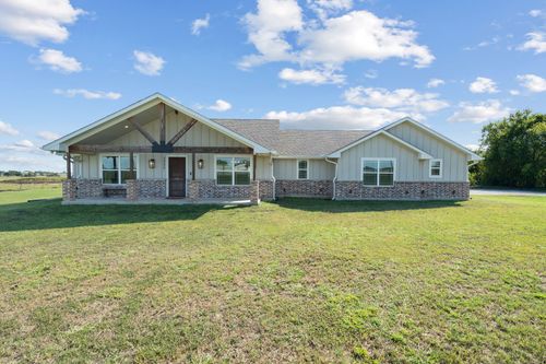 3990 W Fm 922, Valley View, TX, 76272-4731 | Card Image