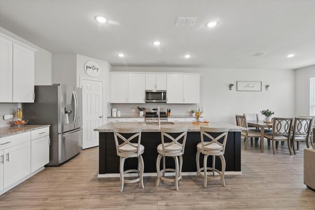 802 Feldspar Way, House other with 4 bedrooms, 3 bathrooms and null parking in Princeton TX | Image 6