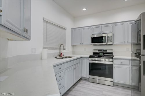 0-1817 Cutlass Dr, Henderson, NV, 89014-2034 | Card Image