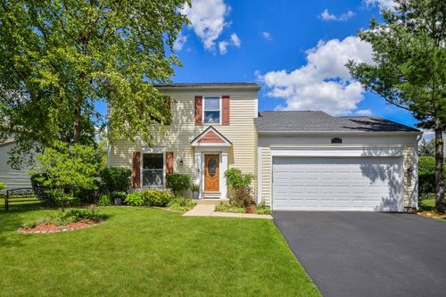 1143 Woodlake Dr, Carol Stream, IL, 60188-6028 | Card Image