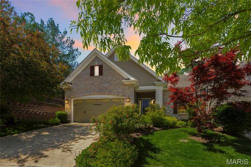 14301 Gatwick Ct, Chesterfield, MO, 63017-2165 | Card Image