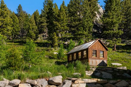 100 Big Indian Gulch Rd, Montana City, MT, 59634-8540 | Card Image