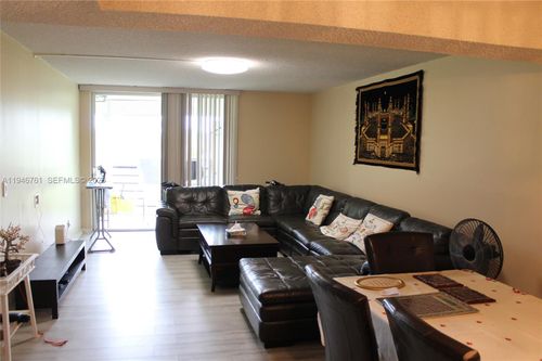 205-23277 Barwood Ln N, Boca Raton, FL, 33428 | Card Image