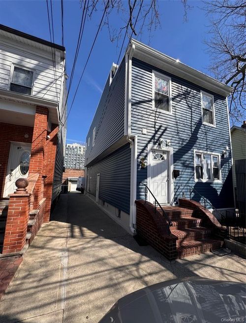 69-21 49th Ave, Woodside, NY, 11377-6001 | Card Image