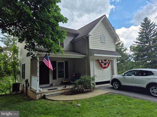 918 Chestnut St, GAP, PA, 17527-9676 | Card Image