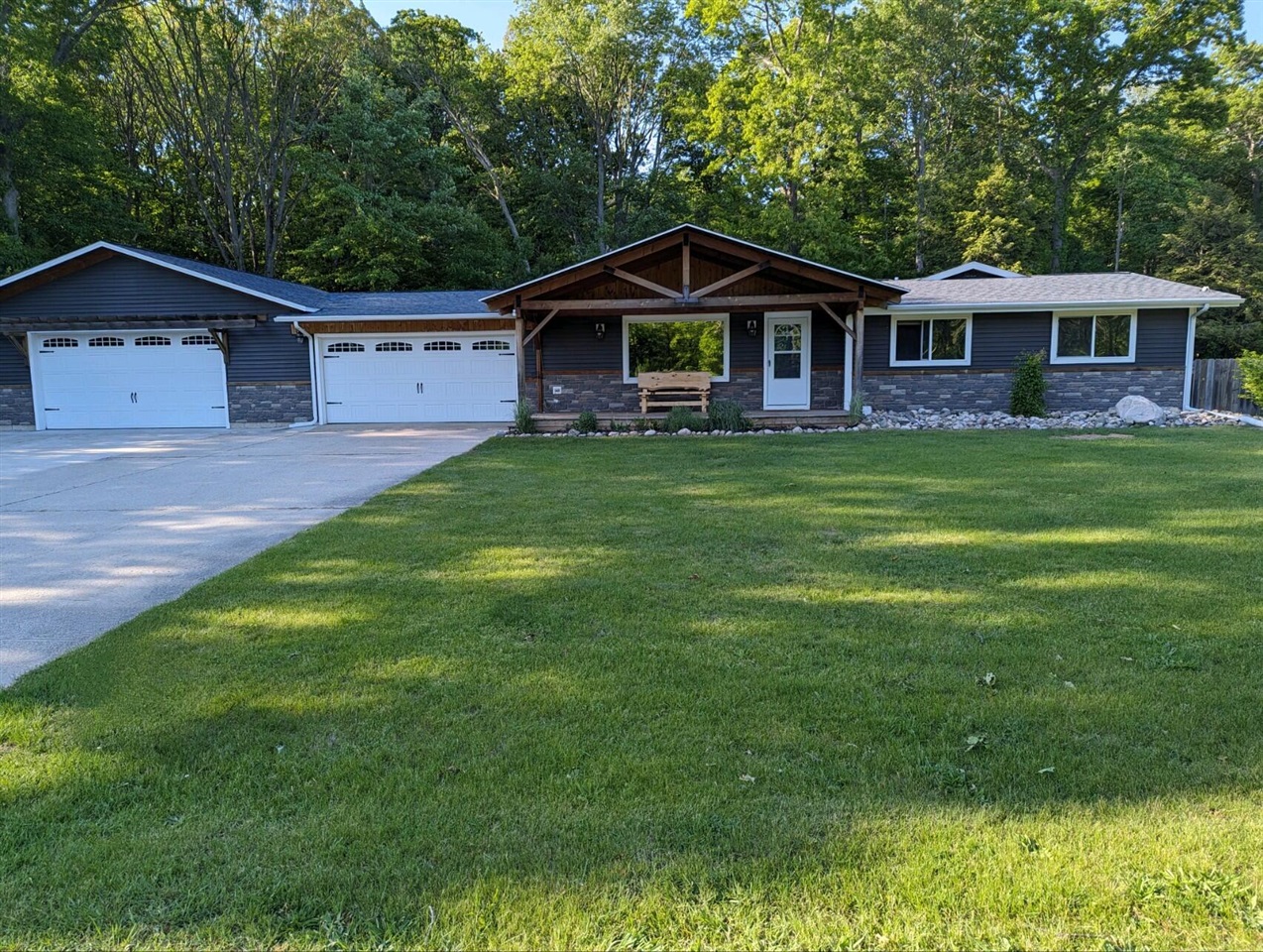 Stony Lake Rd, New Era, MI 49446
