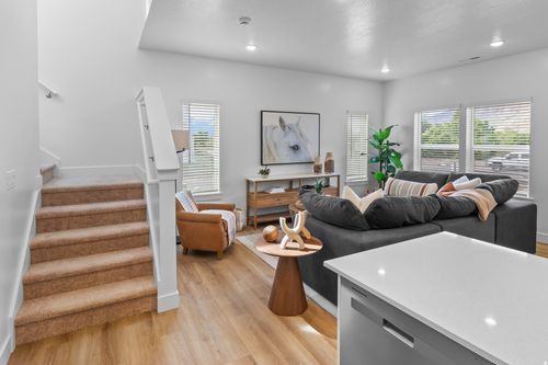 173-2252 W 1400 N, Farr West, UT, 84404 | Card Image