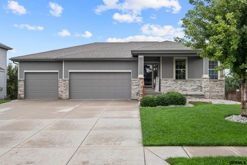 4503 Sheridan Road, Papillion, NE, 68133 | Card Image