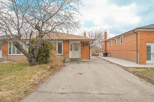 3200 Morning Star Drive, Mississauga, ON, L4T1X5 | Card Image