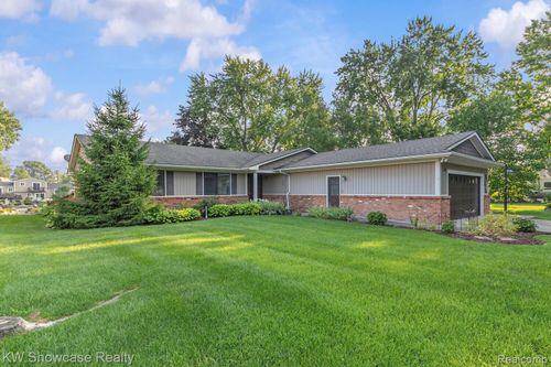 1830 Majon, Highland, MI, 48356-1757 | Card Image