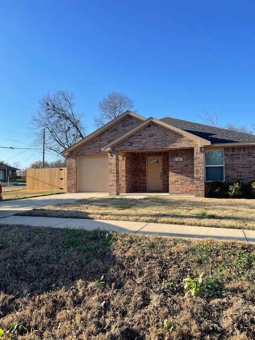 212 Mineral Wells St, Terrell, TX, 75160-3434 | Card Image