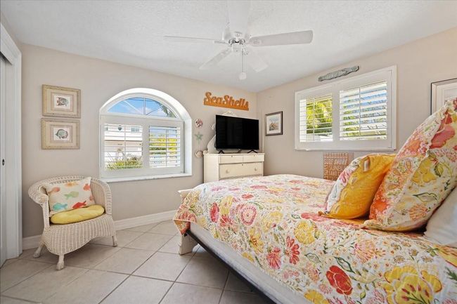 519 74 Th St, House other with 3 bedrooms, 3 bathrooms and null parking in HOLMES BEACH FL | Image 26