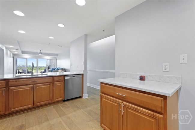 Kitchen | Image 8