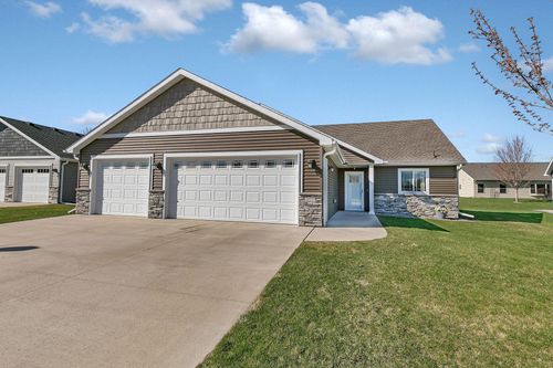 153 Glenview Loop, Saint Cloud, MN, 56303-4867 | Card Image