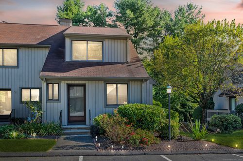 62-62 Cambridge Ct, Beacon Falls, CT, 06403-4919 | Card Image