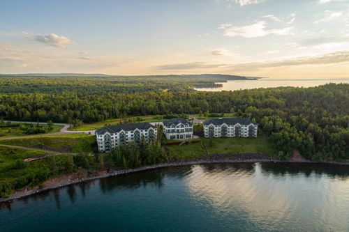 3-206-1412 #3-206a N Burlington Road, Two Harbors, MN, 55616 | Card Image