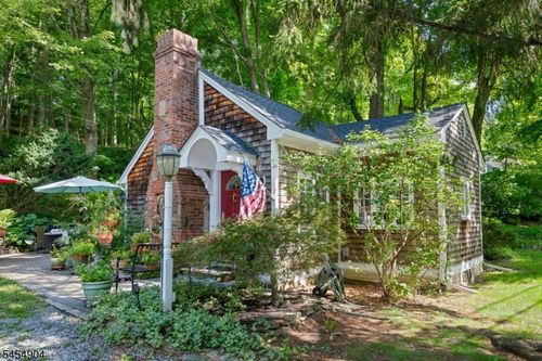 23 Combs Hollow Rd, Randolph, NJ, 07869 | Card Image