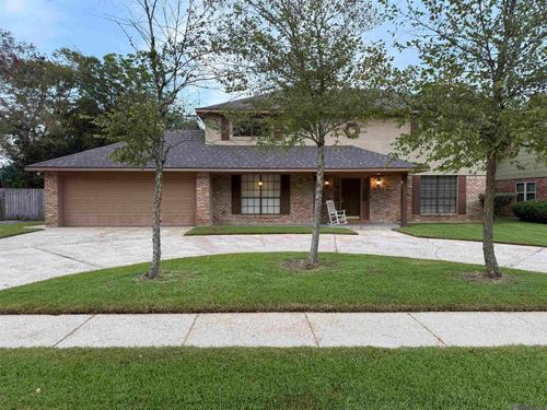 2741 Westerwood Dr, Baton Rouge, LA, 70816-2520 | Card Image