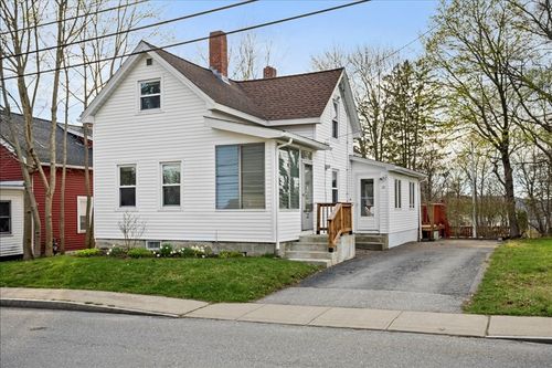 12 New St, Webster, MA, 01570 | Card Image