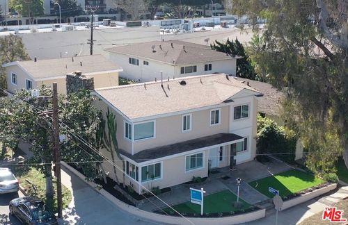 8100 W 83rd St, Playa del Rey, CA, 90293-7802 | Card Image