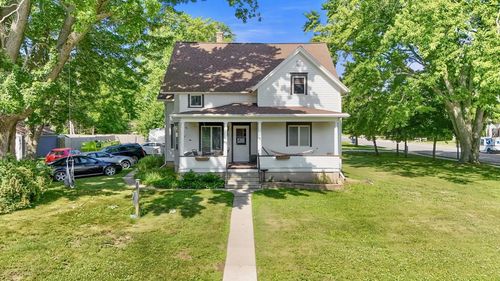 107 S 1st Street, Cedar Grove, WI, 53013 | Card Image