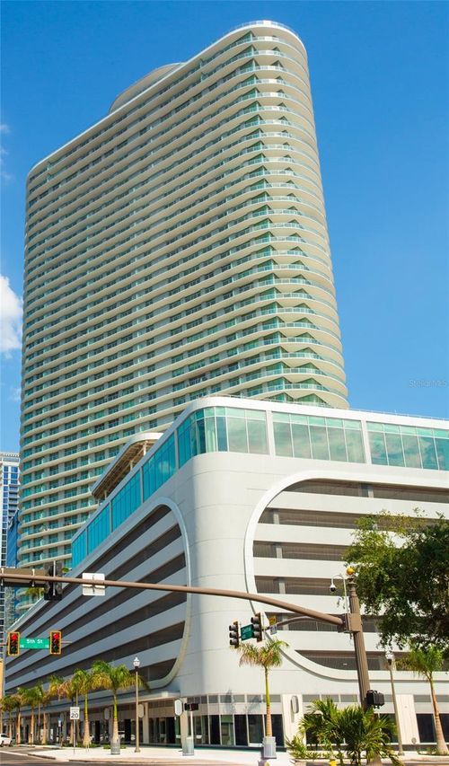 2601-400 Central Ave, ST PETERSBURG, FL, 33701-4861 | Card Image