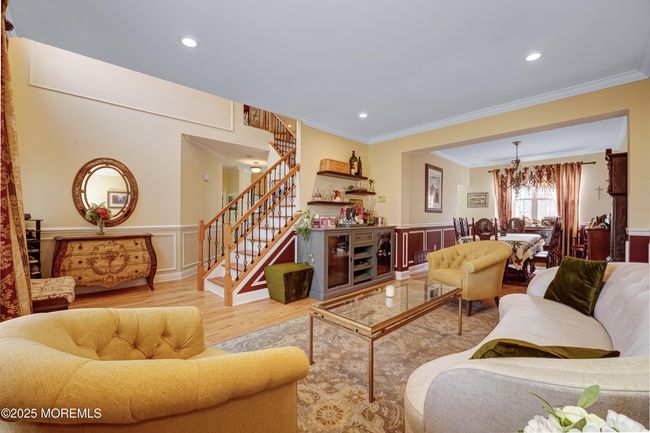 19 Winged Foot Dr, House other with 4 bedrooms, 3 bathrooms and null parking in Manalapan NJ | Image 4