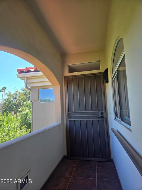 2029-8653 E Royal Palm Rd, Scottsdale, AZ, 85258-4319 | Card Image