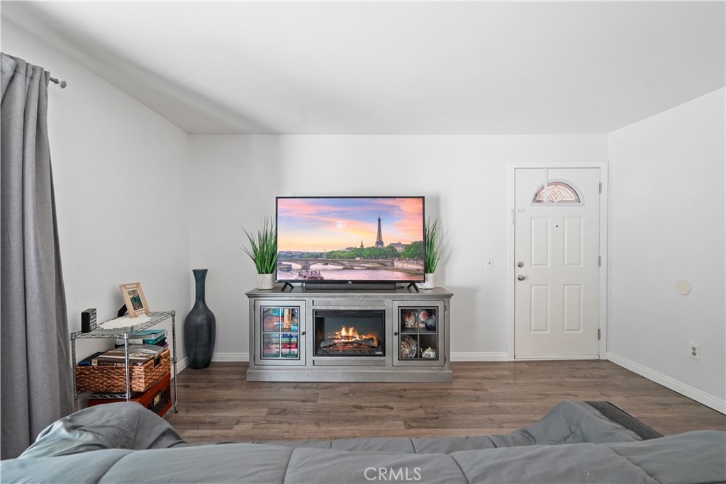 Residential in Porter Ranch 5