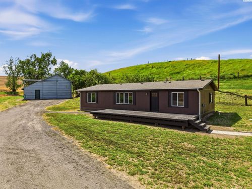 2771 Rogers Rd, St. John, WA, 99171 | Card Image