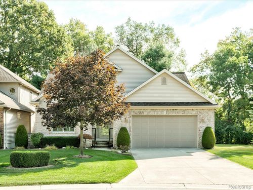 3084 Aberdeen Ct, Port Huron, MI, 48060-2347 | Card Image