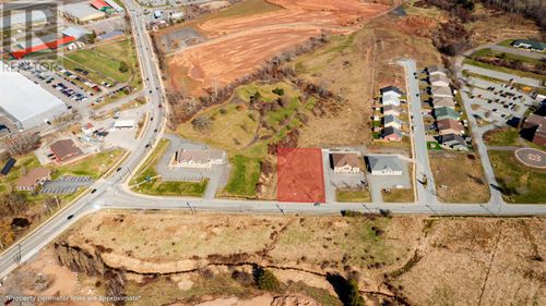 4 Payzant Dr, Windsor, NS, B0N | Card Image