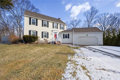 37 Aspen Ct, North Kingstown, RI, 02852-4137 | Card Image
