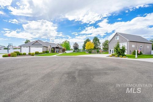 100 E Garret St, New Plymouth, ID, 83655-5551 | Card Image