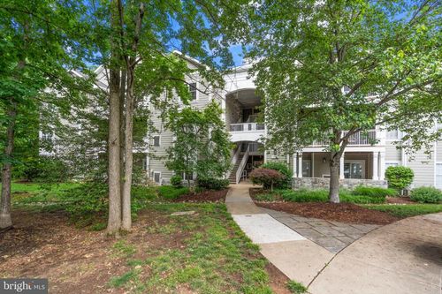 13-1700 Lake Shore Crest Dr, RESTON, VA, 20190-3248 | Card Image