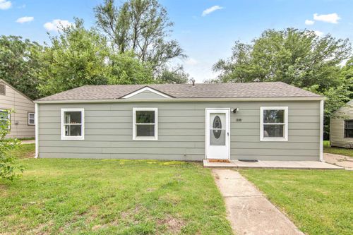 1309 E Charleston Dr, Park City, KS, 67219-1311 | Card Image